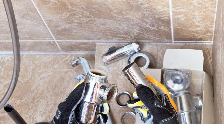 Professional gutter cleaning in Wakefield, RI